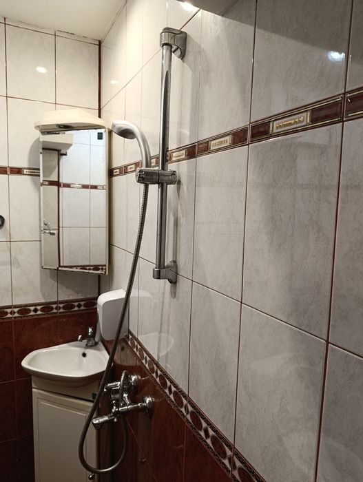 Дава се под наем Тристаен апартамент в Габрово, Център - 62 кв.м за 248.88 € - Снимка #6