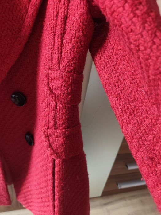 Ново палто H&M р 38 букле и червено палто  Zara  S