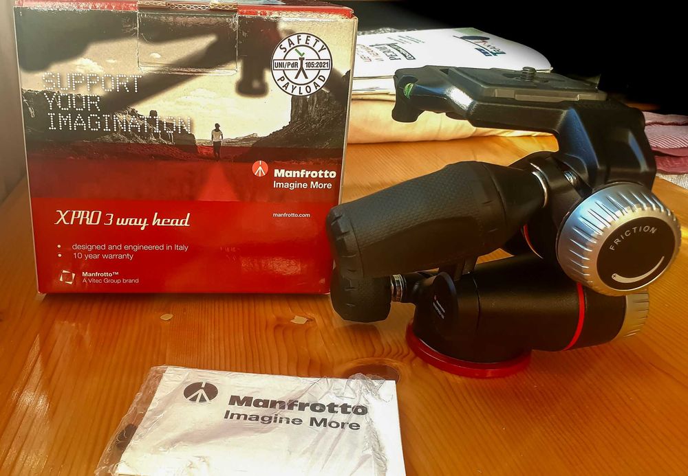 Продавам Manfrotto XPRO 3-way head