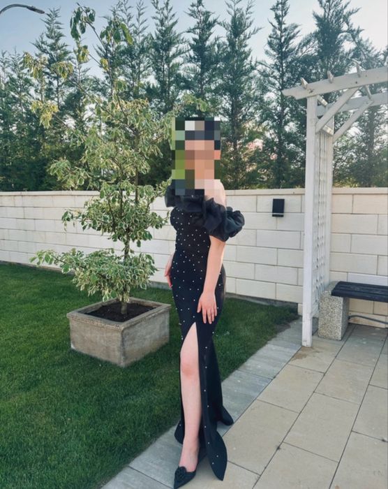 Rochie lungă cu perle