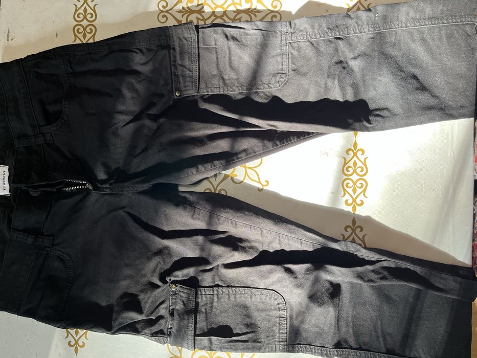 Продаются джинсы