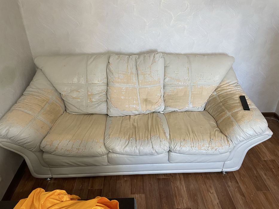 Диван очень мягкий