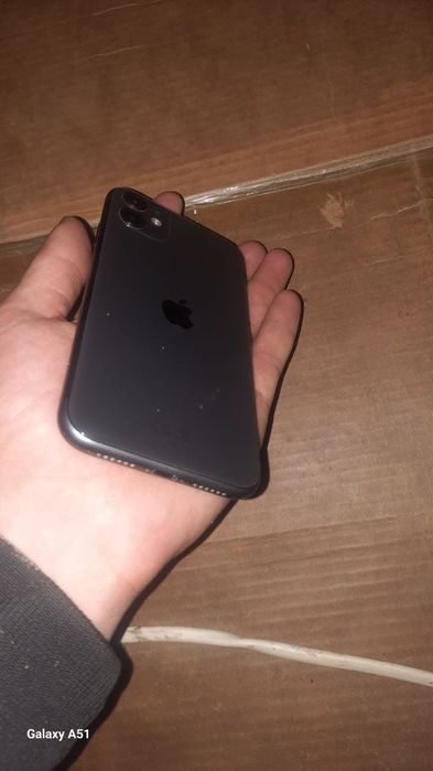 Iphone 11 sotiladi