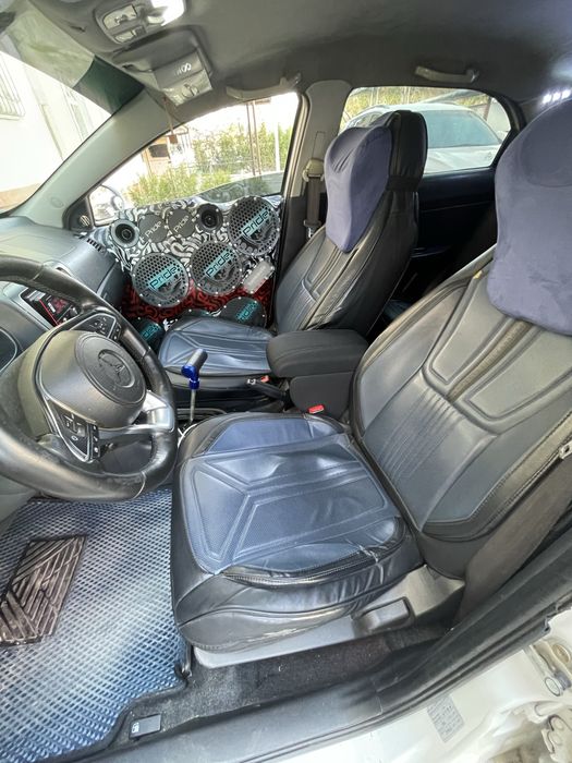 Zaz Forza автозвук