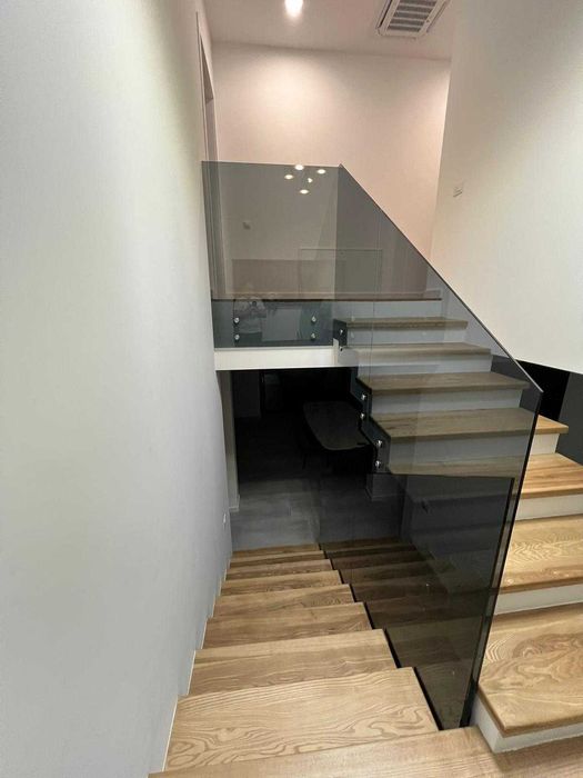 balustrada de sticla