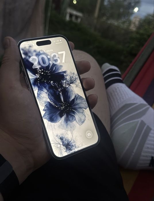 Продаю iPhone 16 в отличном состояние