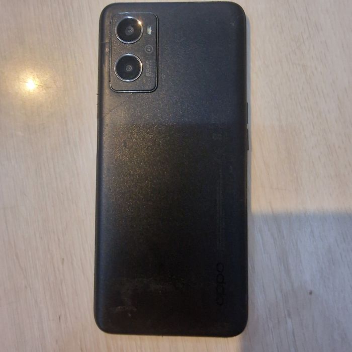 Продам смартфон OPPO A96.