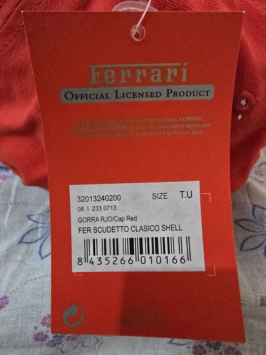 Продам бейсболку оригинал