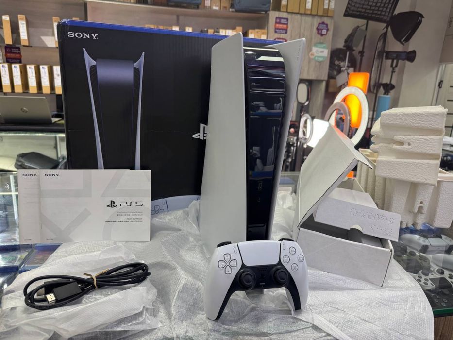 Sony PlayStation Slim Digitial 825, Новый с Играми, Доставка в бонус