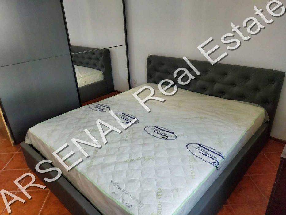 Дава се под наем Четиристаен апартамент в София, Редута - 190 кв.м за 800 € - Снимка #5