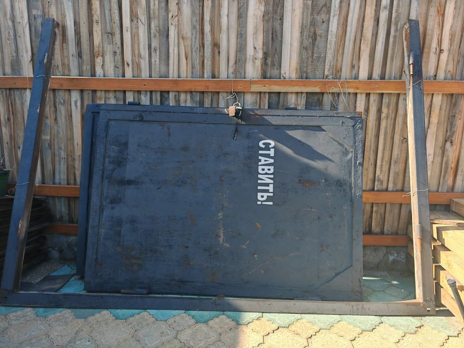 Срочно продам ворота 100000