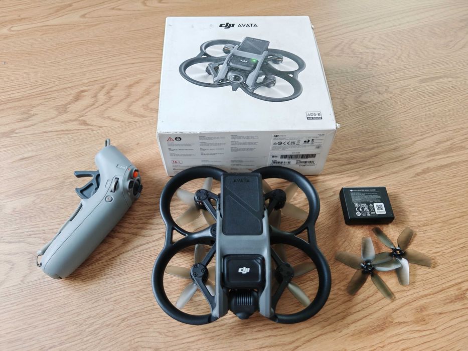 DJI Avata + DJI Motion Controller