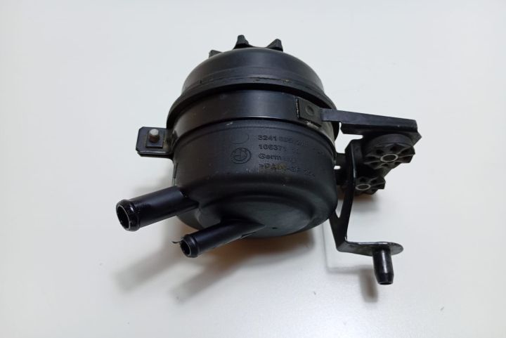Vas  ulei servo 32416851218 BMW Seria 3 E90/E91/E92/E93