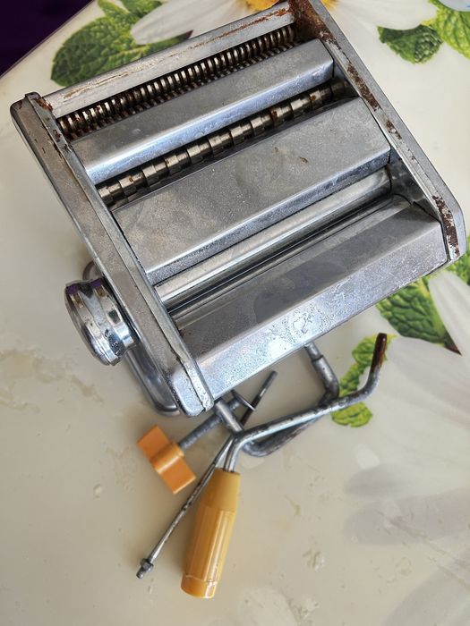 Лапшарезка 2000 тенге,