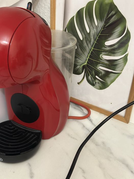 Продам кофе машину фирмы Delonghi. Недорого