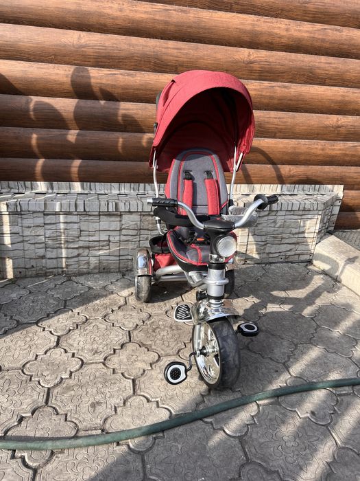 Трехколесный велосипед