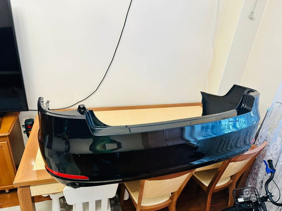 Продам задний бампер Skoda Superb!