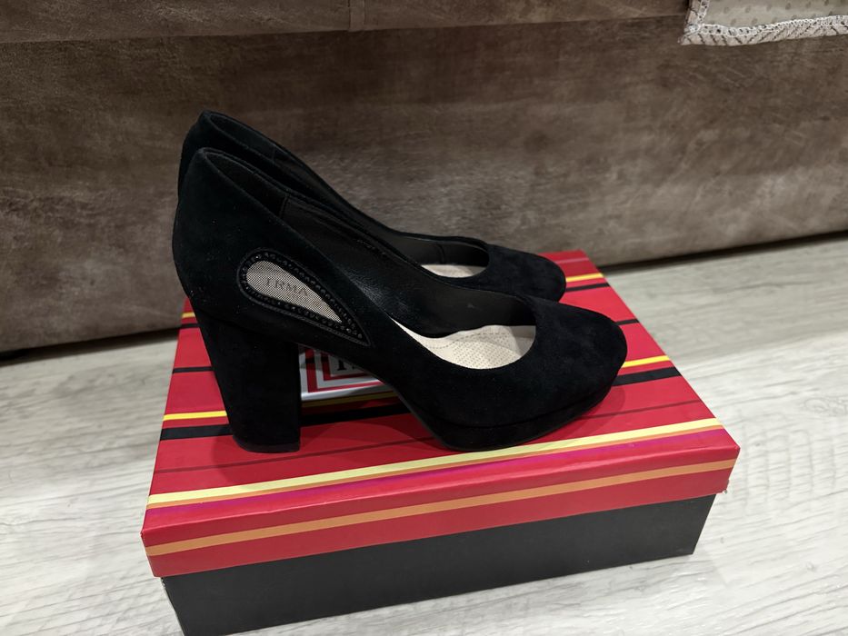 Продам туфли