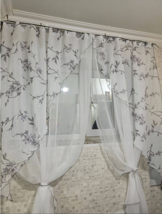 Продаю тюль для кухни новый