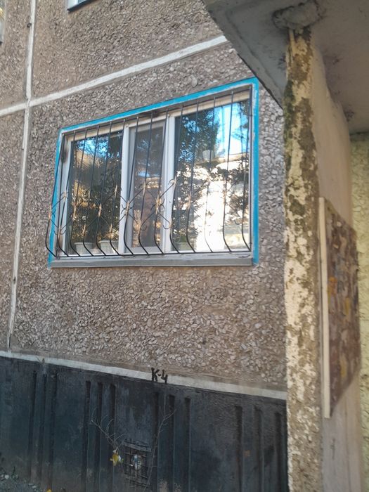 Железные двери и решетки