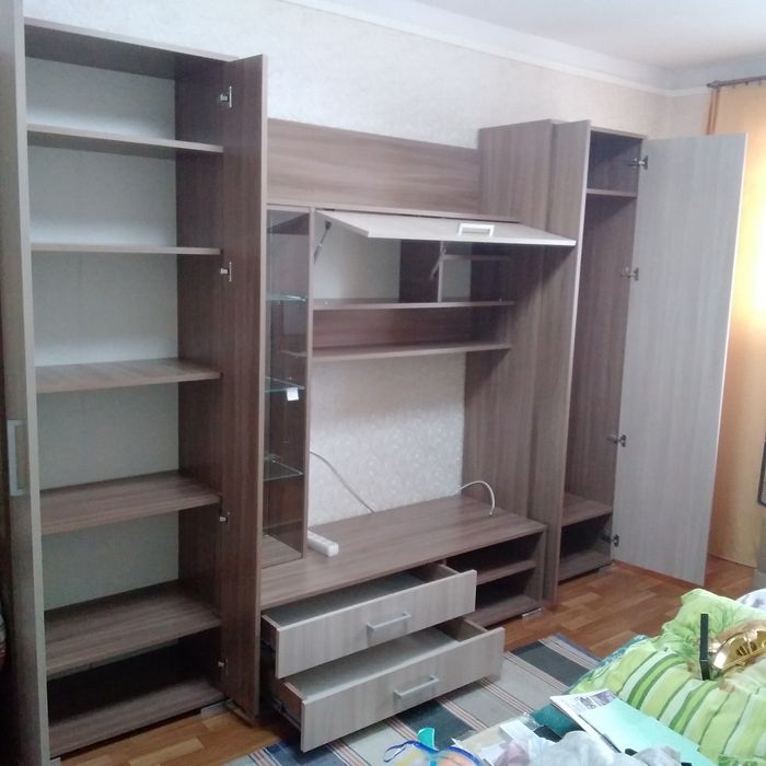 Стенка-горка (шкафы, полки) в комплекте