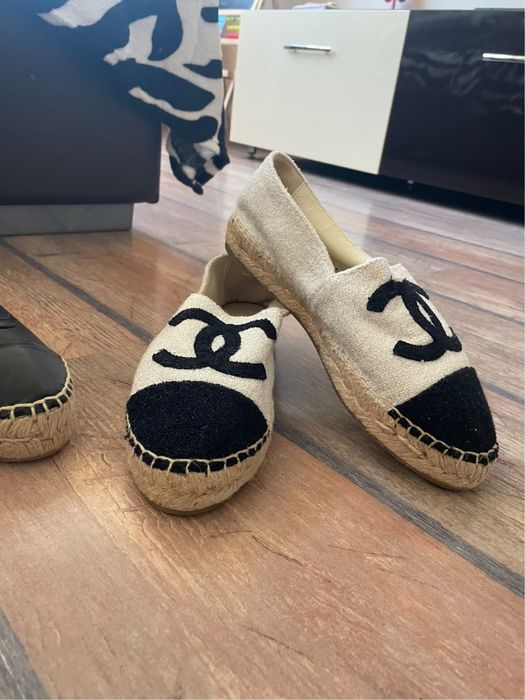 Pantofii dama purtati decat o singura data !