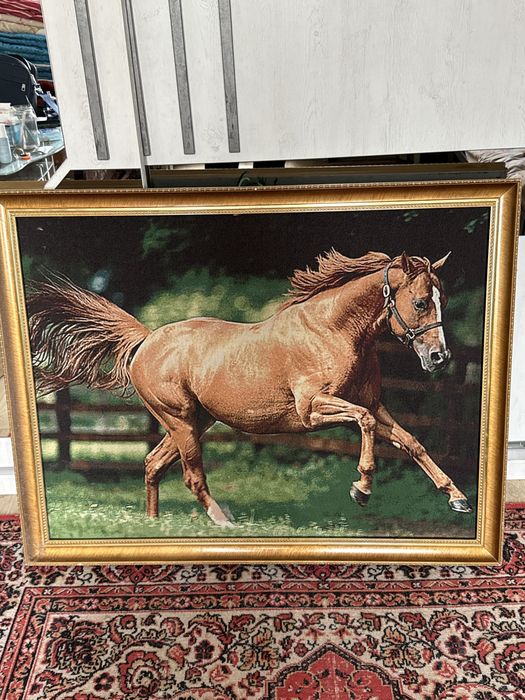 Үлкен  жылқы бейнесі – 110×90 см