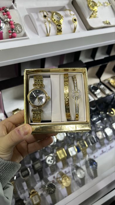 Pangora наружние часы