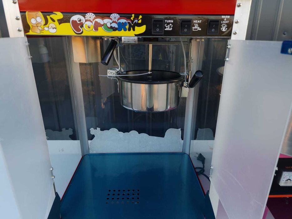 Aparat electric  pentru popcorn, 1.44 kW, roșu-argintiu, capac negru