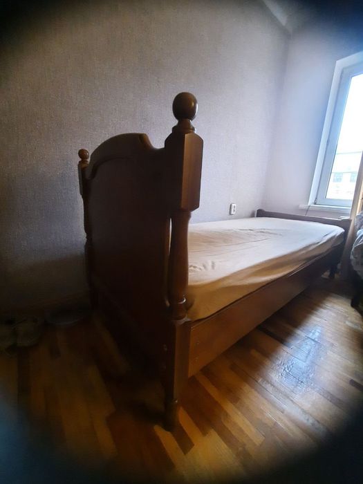 Продаётся кровать