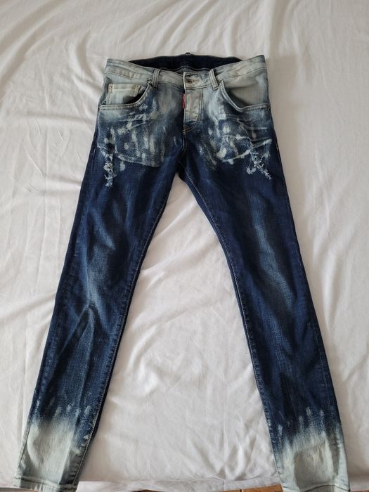 Vând blugi dsquared2 noi