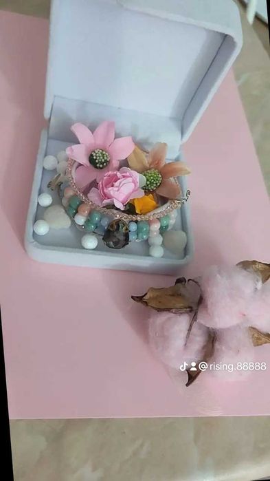 Гривна за женската енергия и елегантност в ежедневието