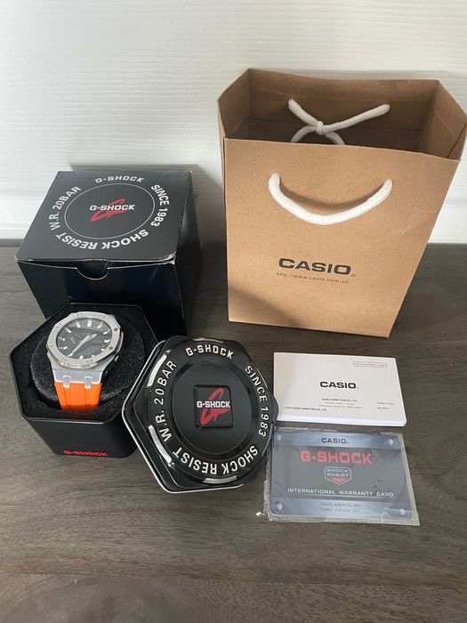 Casio G-shock GMA-2100 с кутия и документи