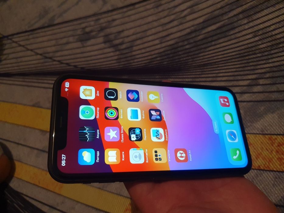 Айфон 11 в идеальном состоянии