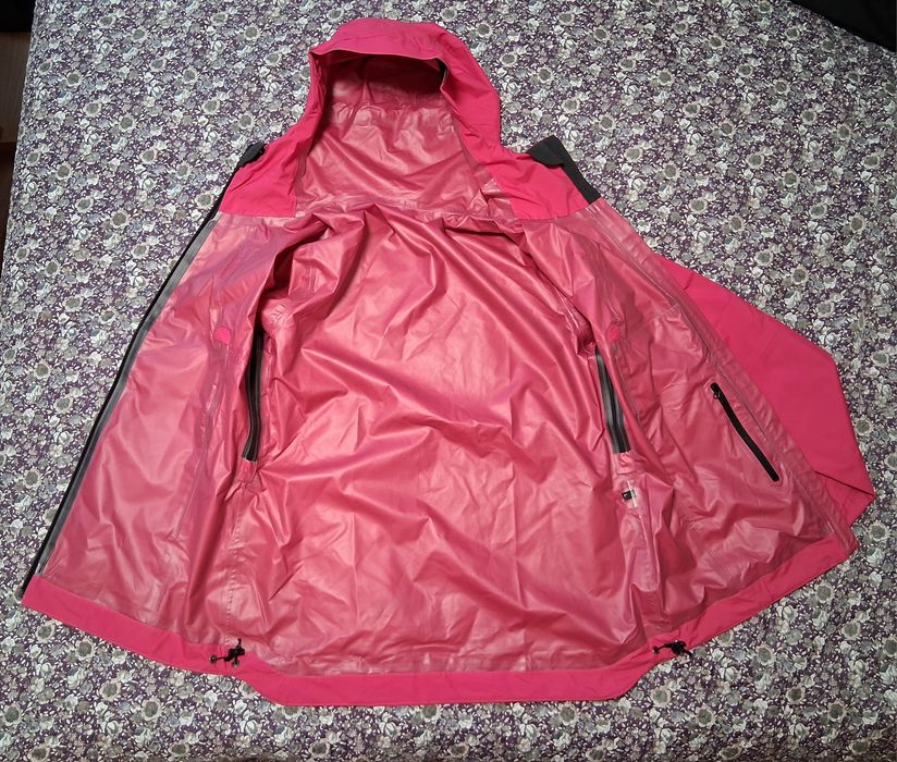 Дамско непромокаемо яке L