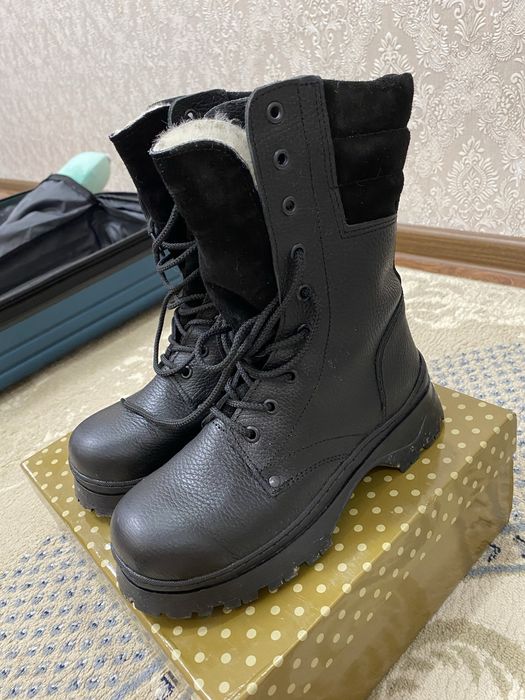 Зимние берцы……..