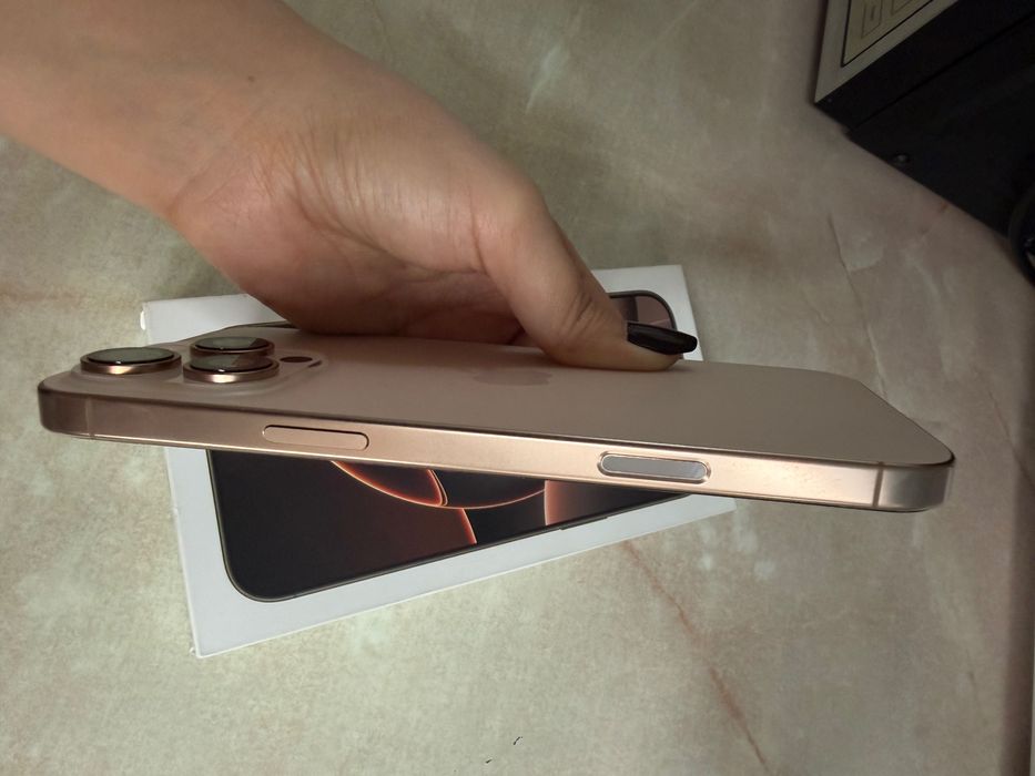 iPhone 16 pro Max 256 gb