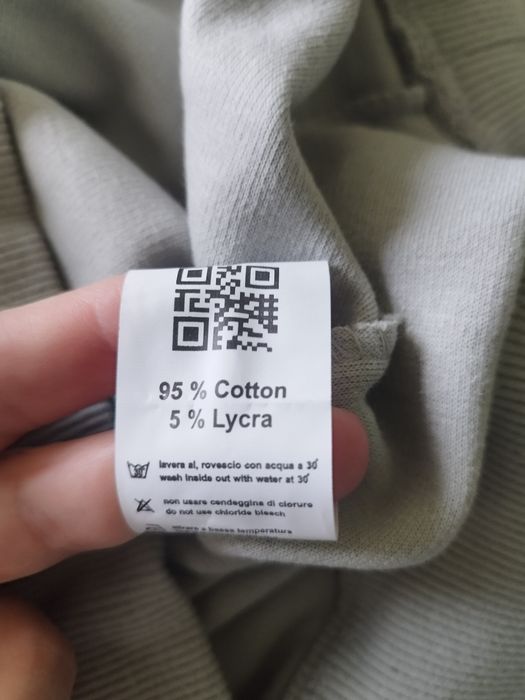 Продам мужскую кофту Lacoste