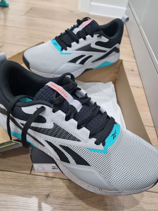 Продам новые Reebok Nanoflex TR2.0