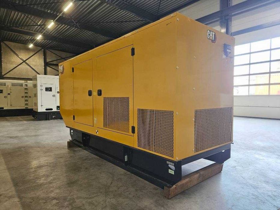 Generator industrial Caterpillar 275 kva 220 kw pentru uz intens 24 luni garantie