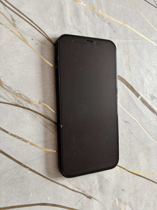 Айфон 12 Сатылады