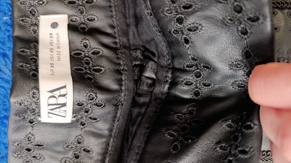 Къси кожени панталони Zara, XS