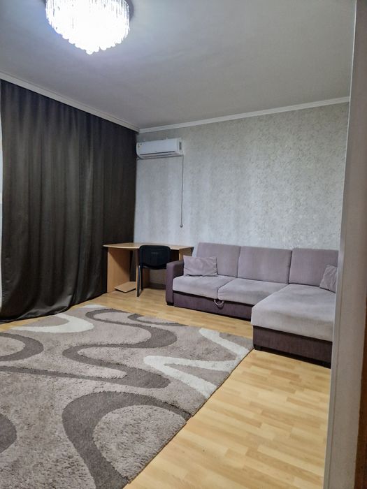 Квартира часы,ночь,сутки.