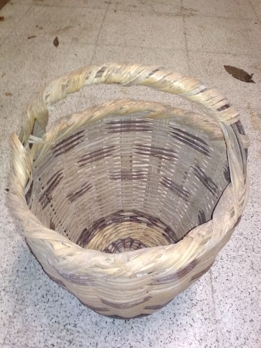 Кошница от близкото минало.