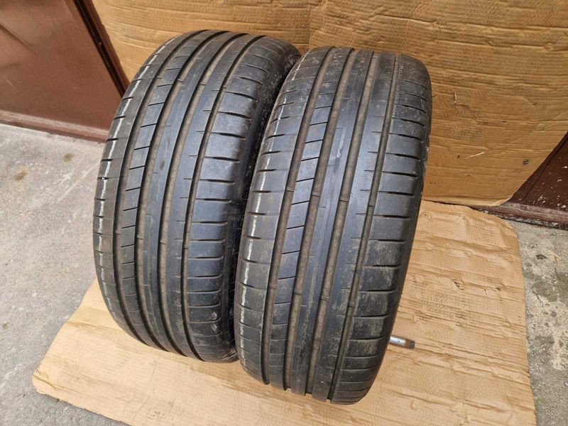 2 Dunlop R19 225/45
летни гуми Runflat 
DOT5218