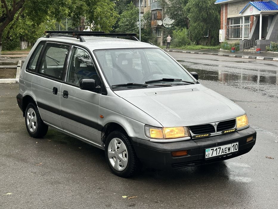 Продам Mitsubishi Space Runner
