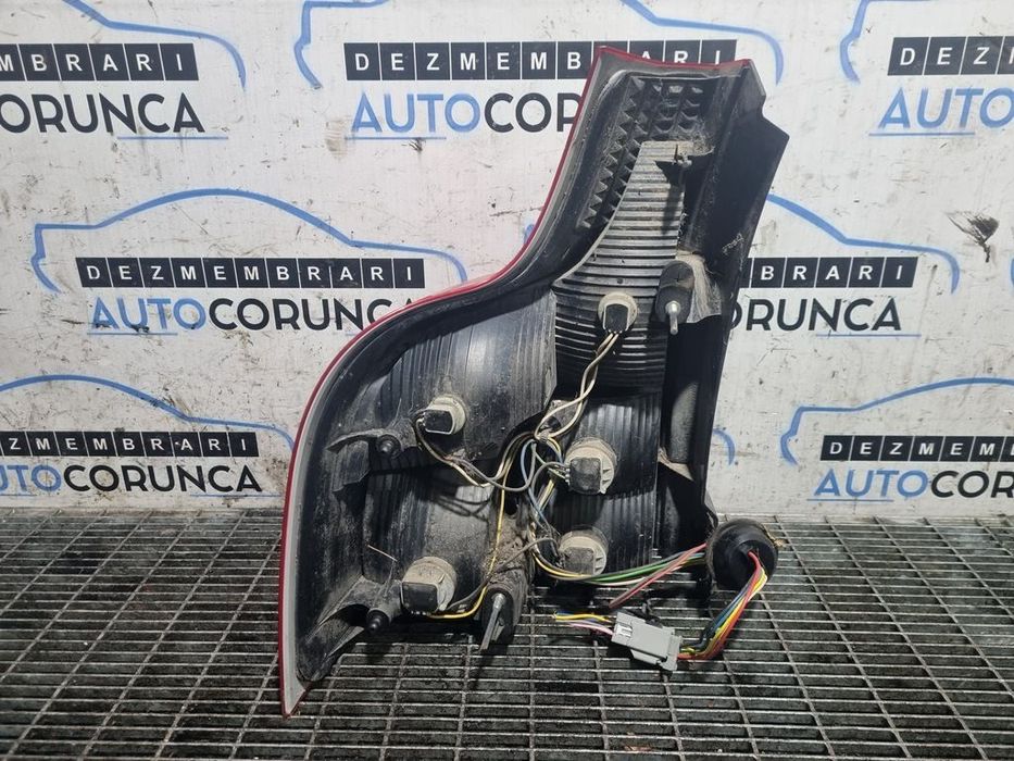 Stop Dreapta Volvo XC90 Facelift 2007 - 2014 SUV 4 Usi (1224) Bec clasic CRAPAT