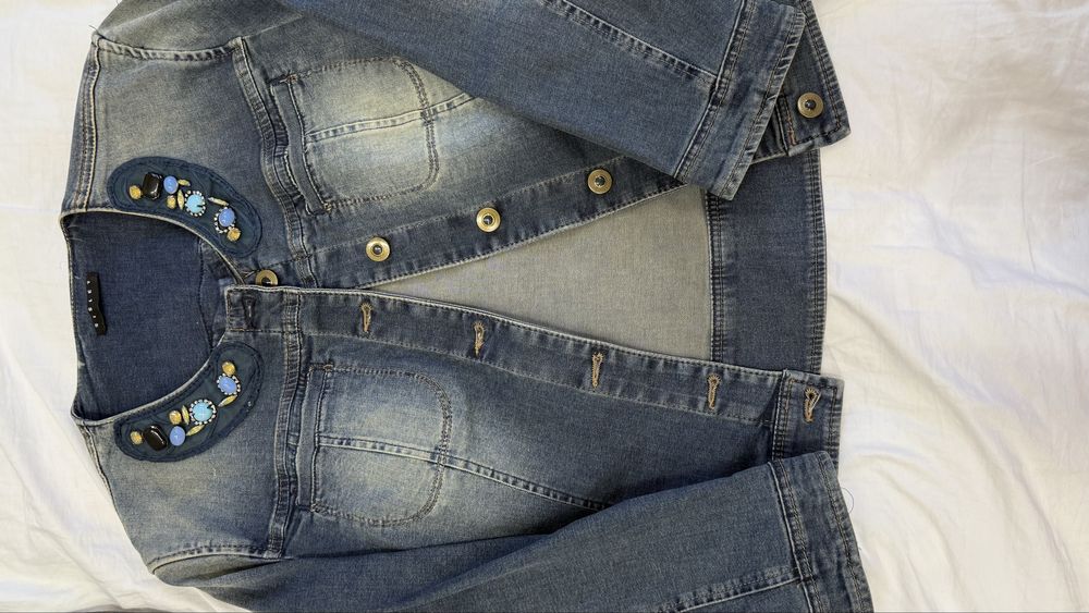 Продаю джинсовку Sisley/Benetton