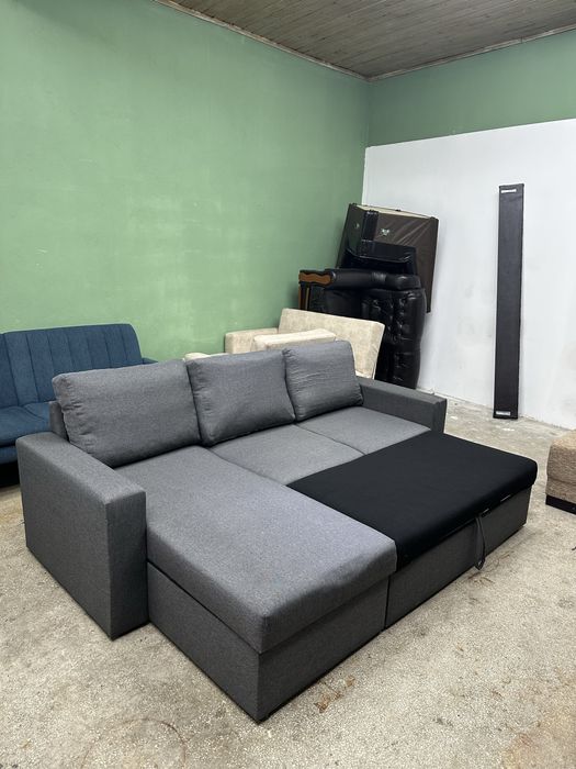 Coltar extensibil JYSK cu lada de depozitare