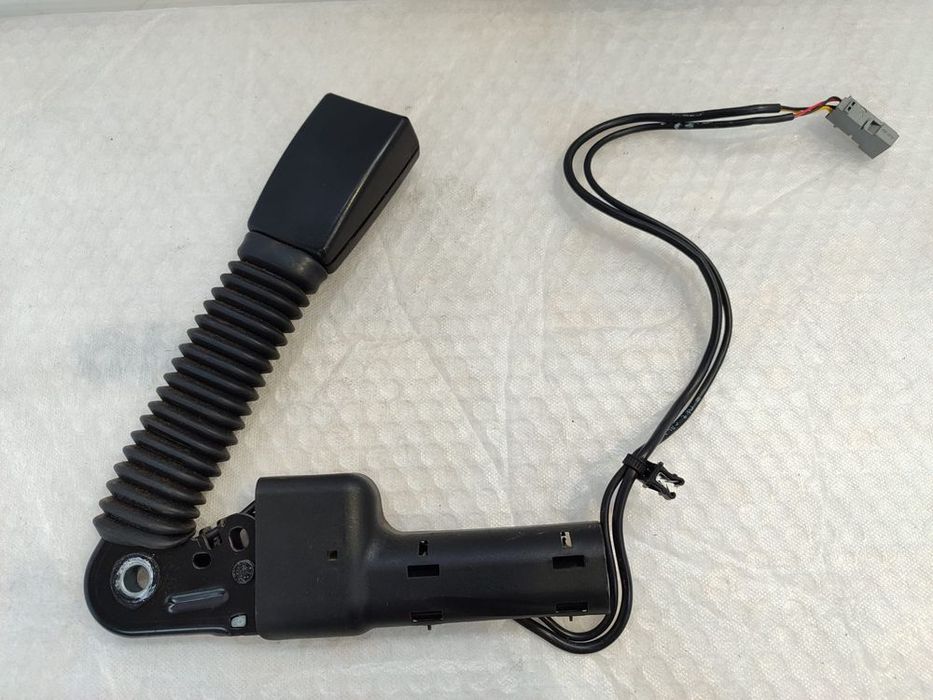 PRETENSIONER CENTURA FATA STANGA MINI COOPER / ONE / COUNTRYMAN (R55, R56, R57, R58, R59, R60) COD OEM 620550200A / 620550200 / 620343500A 2007 – 20